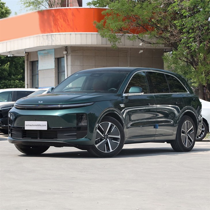L6 Extended-range 5 Seat Suv